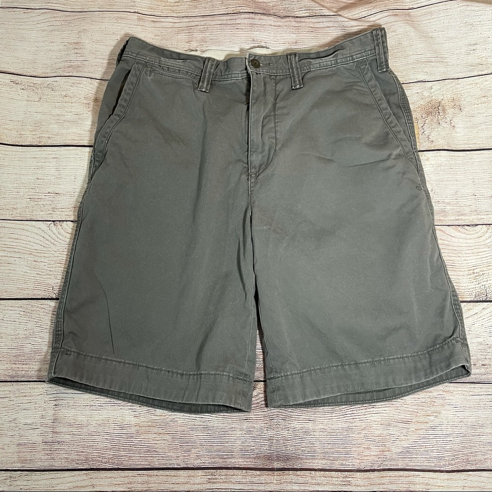 Polo Ralph Lauren relaxed fit gray shorts size 32